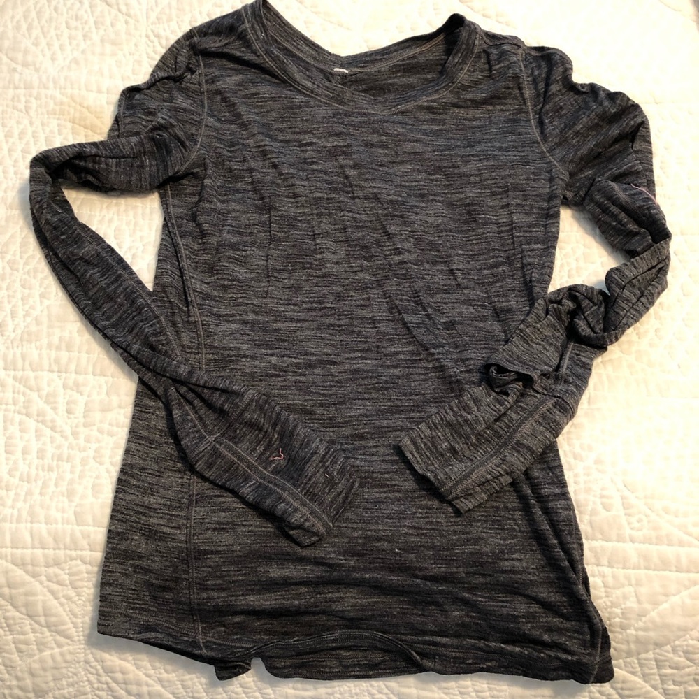 Lululemon top